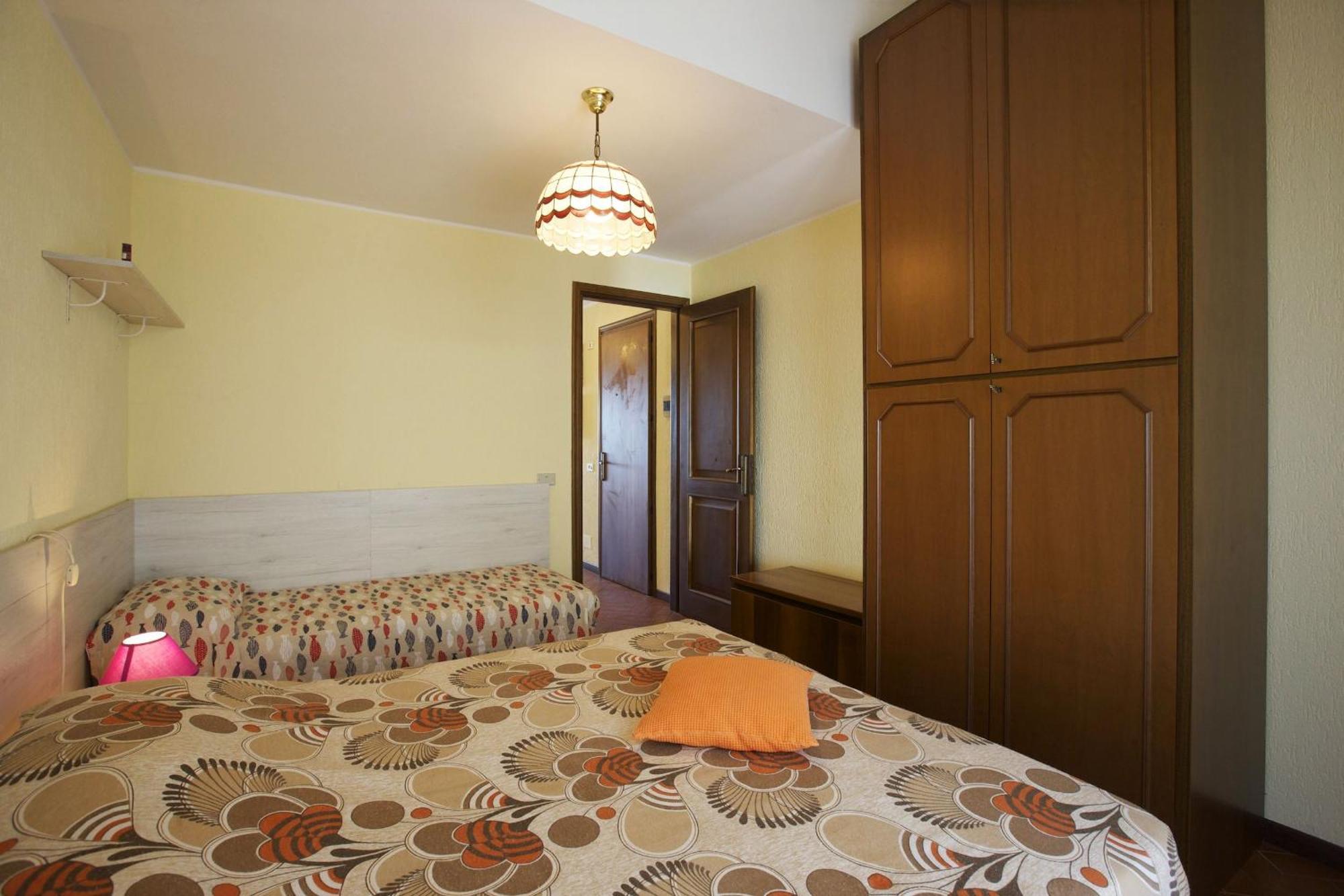 Residenz La Vela Apartment Baveno Bilik gambar